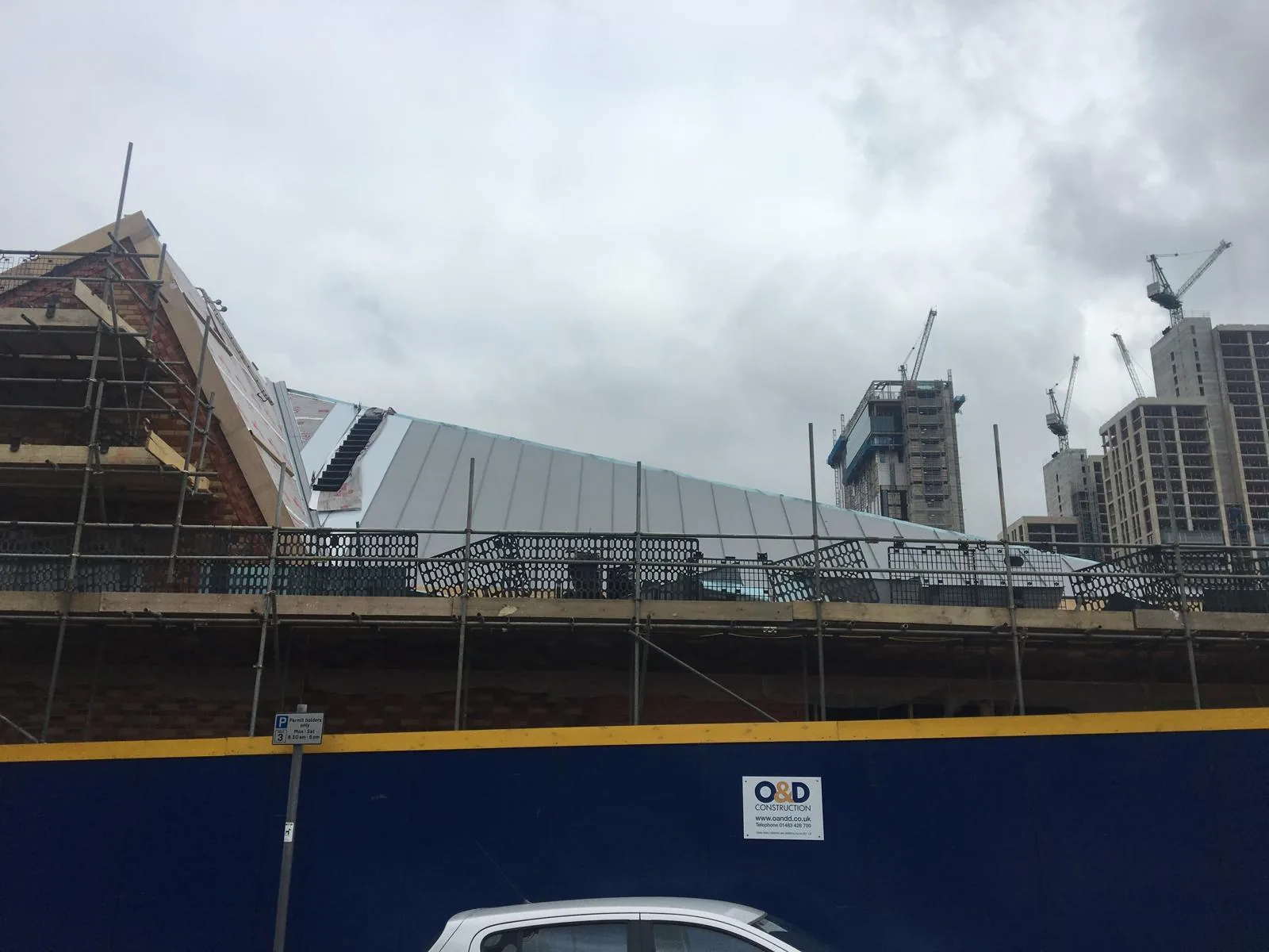 Centru Comercial Woking — Zinc — imagine 2