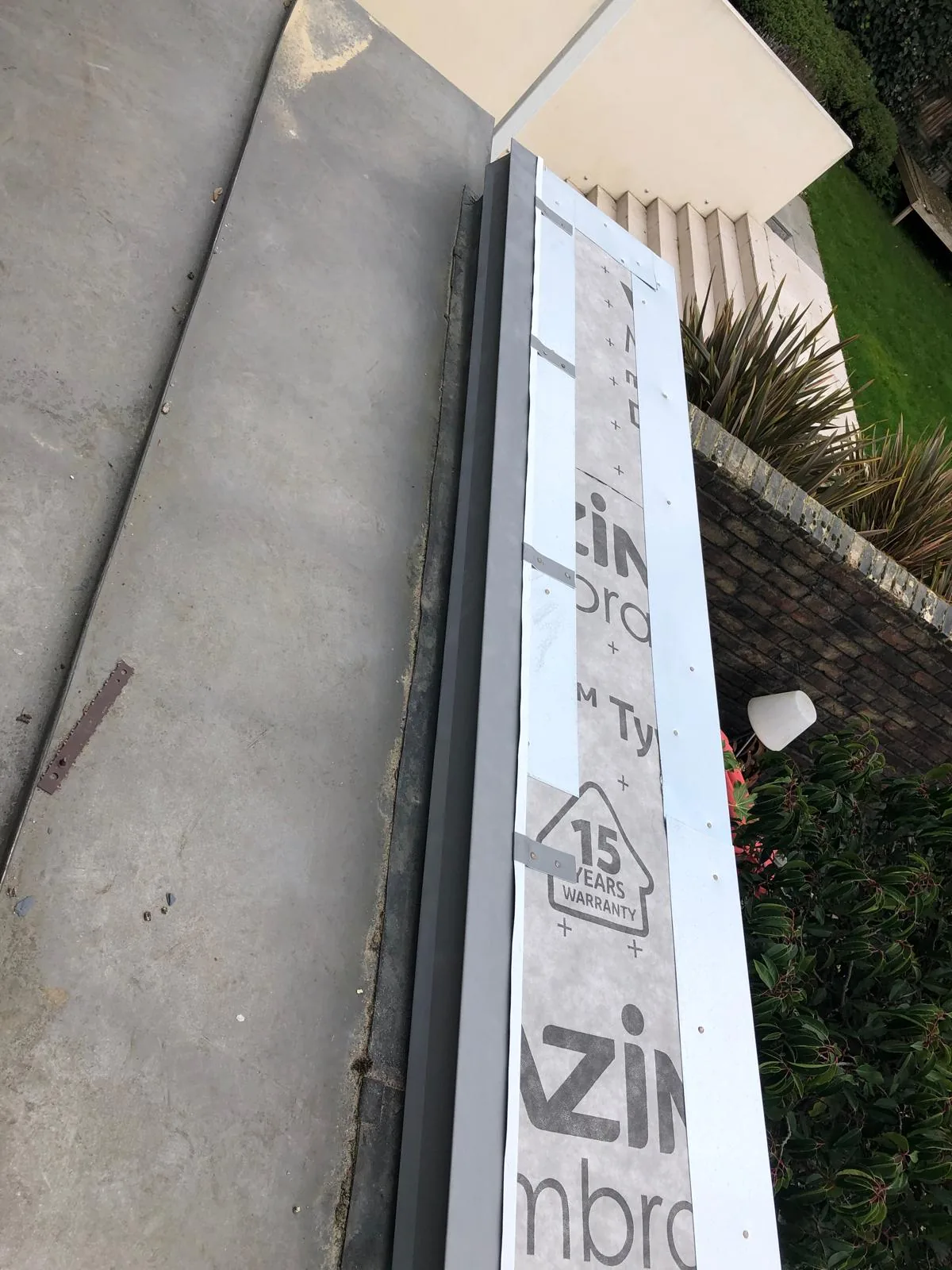 Complex Comercial — Fațadă Zinc — imagine 2
