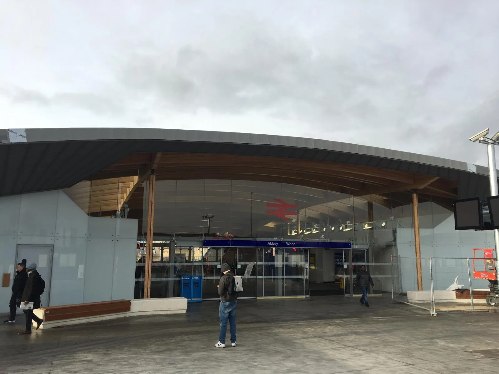 Gara Abbey Wood — Elizabeth Line, Londra — imagine 1