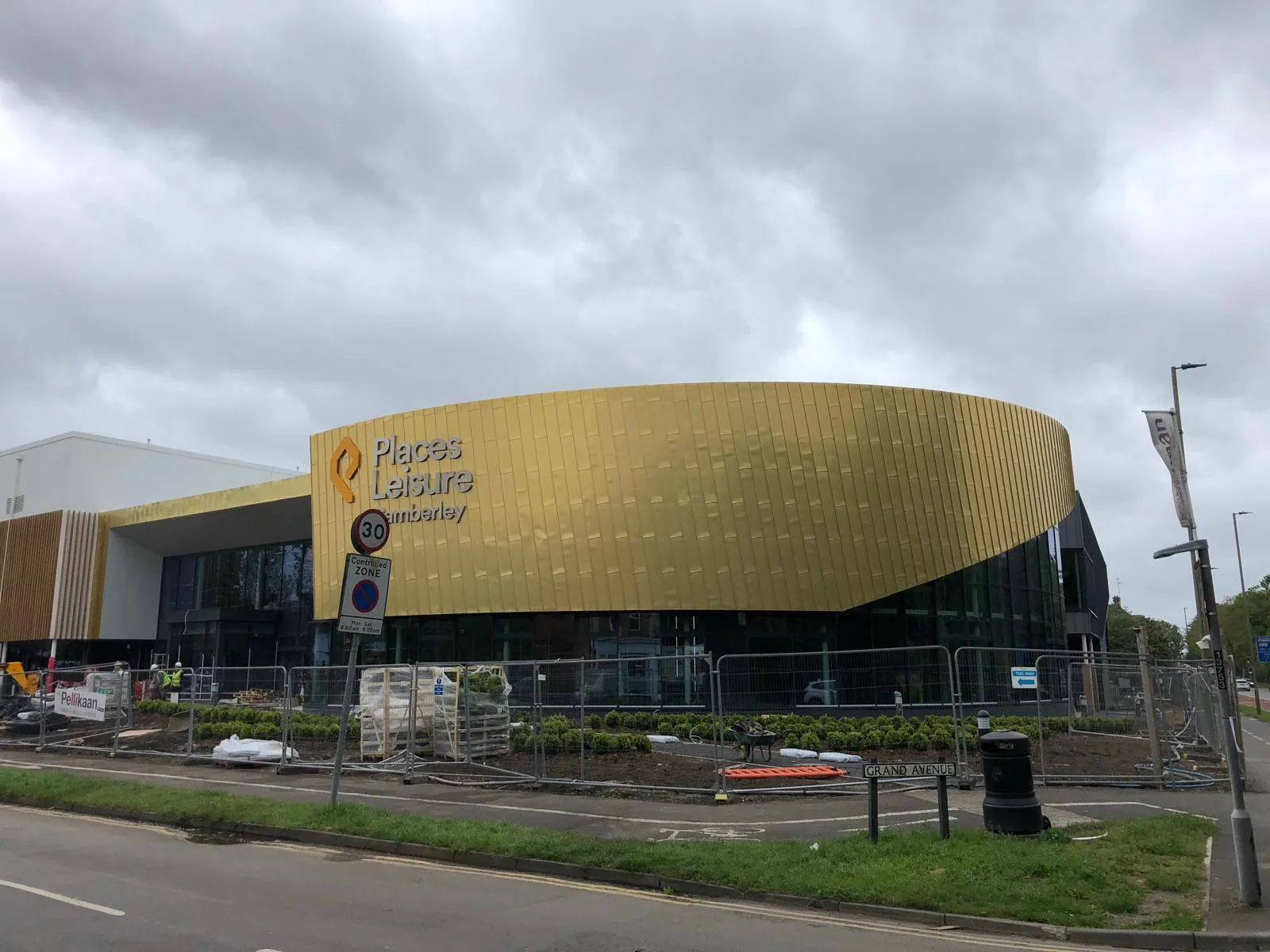 Places Leisure Camberley — Surrey — imagine 6